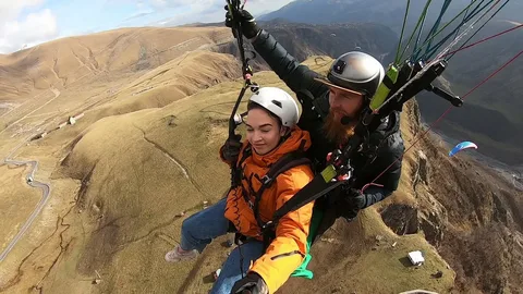 Where and with whom to make a safe paragliding flight in Georgia