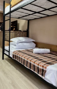 SINGLE BED (room for women)
