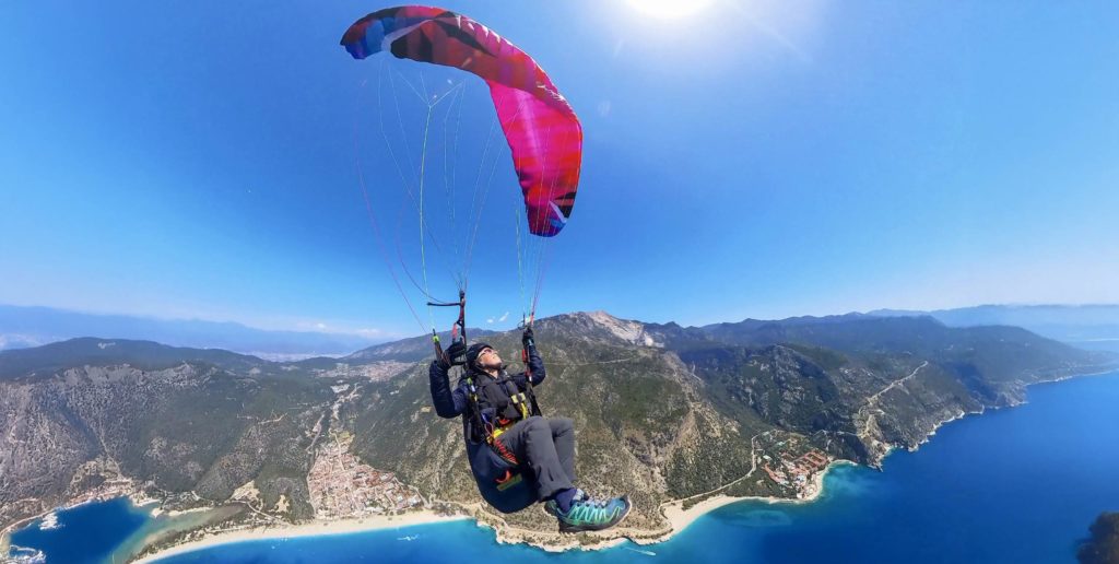 Paragliding SIV training reserve parachute deployment (1)