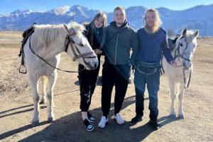 horseriding_stepantsminda_gudauri_adventure_georgia_with_skyatlantida (13)