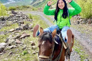 horseriding_stepantsminda_gudauri_adventure_georgia_with_skyatlantida (22)2