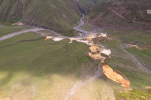 horseriding_stepantsminda_gudauri_adventure_georgia_with_skyatlantida drone (11)